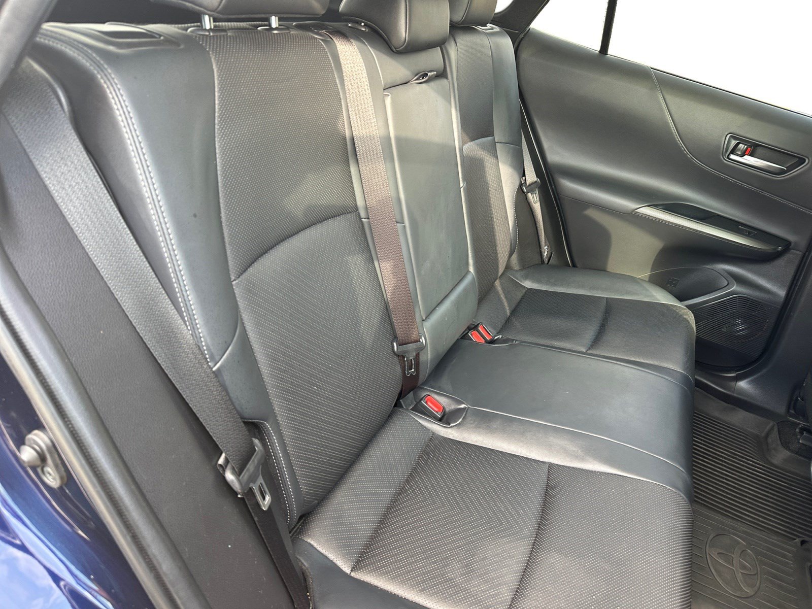 Used 2021 Toyota Venza Limited AWD/4WD image 22