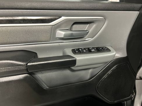 Used 2022 RAM 1500 Big Horn AWD/4WD image 14