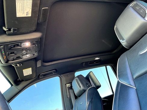 Used 2021 Cadillac Escalade Premium Luxury w/ Driver Assist Tech Package image 18