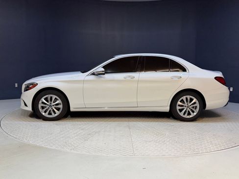 Used 2019 Mercedes-Benz C 300 4MATIC Sedan image 2