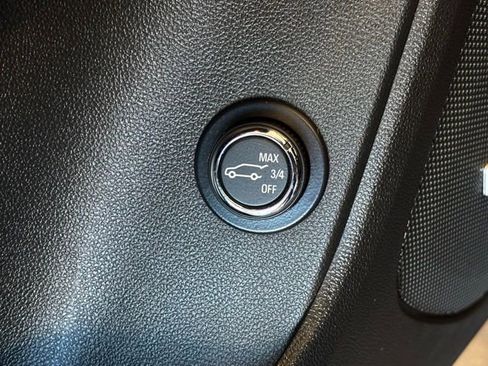 Used 2023 Chevrolet Blazer RS w/ Enhanced Convenience Package image 14