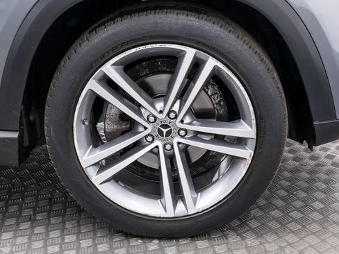 Used 2022 Mercedes-Benz GLE 350 4MATIC w/ Premium Package image 47