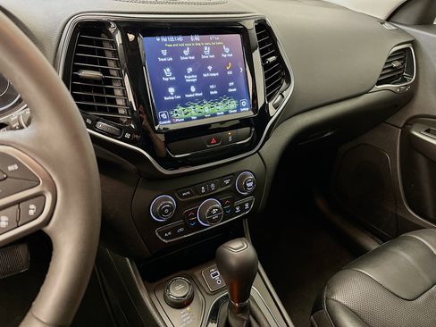 Used 2022 Jeep Cherokee Limited w/ Elite Package AWD/4WD image 26