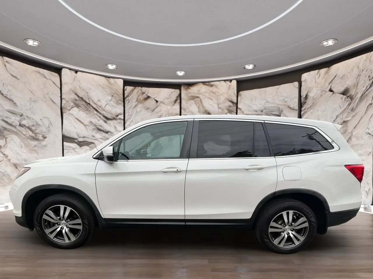 Used 2016 Honda Pilot EX image 4