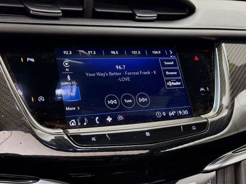 Used 2021 Cadillac XT6 Sport image 16