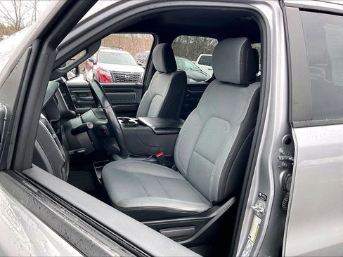 Used 2022 RAM 1500 Big Horn image 9