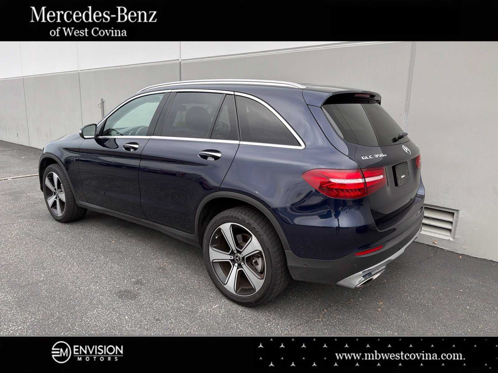 Used 2019 Mercedes-Benz GLC 350e 4MATIC image 3