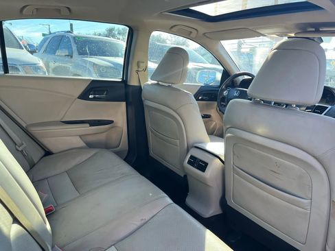 Used 2013 Honda Accord Touring image 15