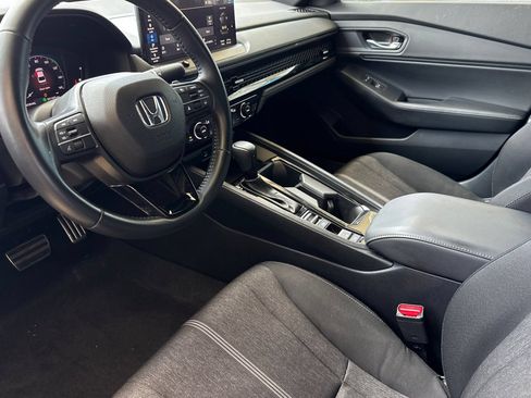 Used 2023 Honda Accord Sport image 10