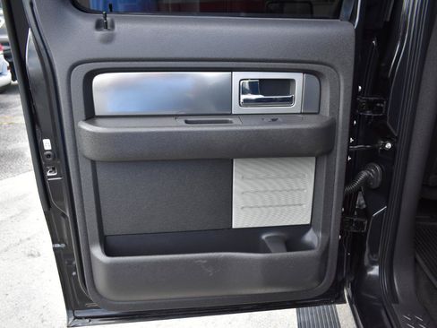 Used 2014 Ford F150 Raptor w/ Equipment Group 801A Luxury AWD/4WD image 38