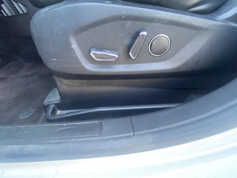 Used 2015 Ford Edge SEL w/ Equipment Group 201A FWD image 12