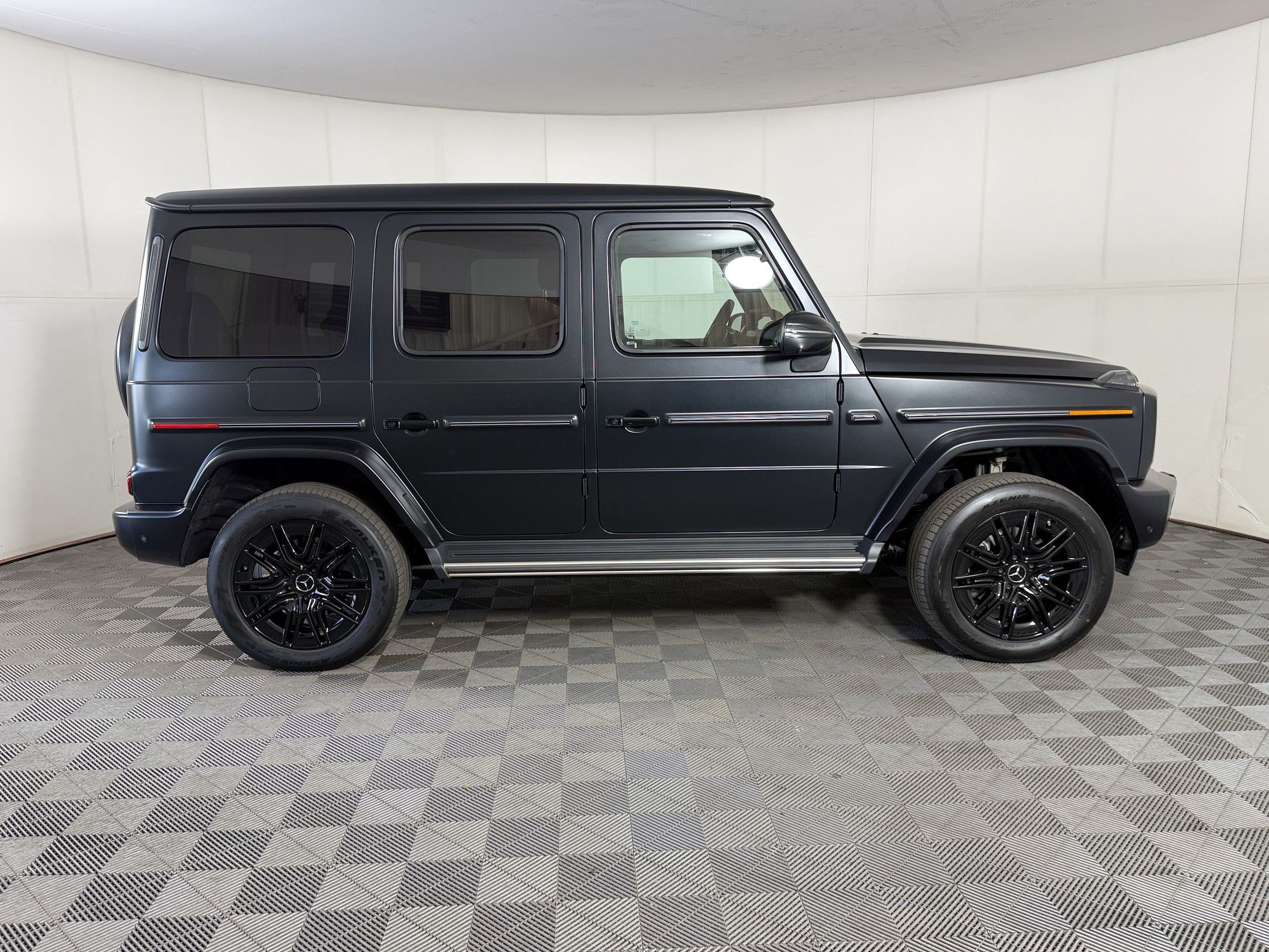 New 2027 Mercedes-Benz G 580 e image 8
