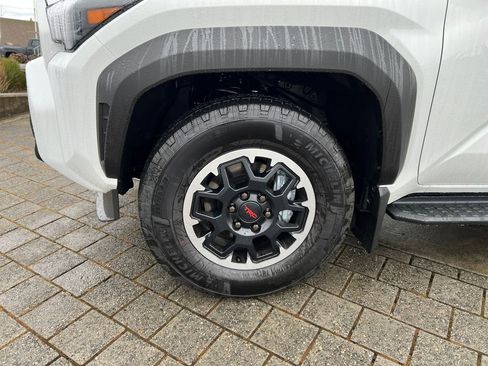 New 2026 Toyota 4Runner TRD Off-Road Premium w/ Tow Technology Package image 10