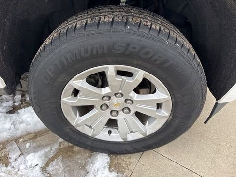 Used 2021 Chevrolet Colorado LT w/ Safety Package image 11