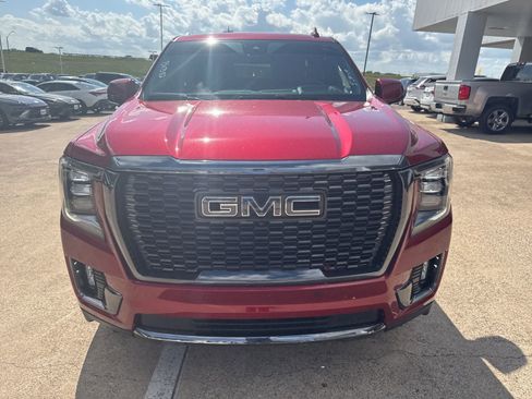 Used 2023 GMC Yukon Denali Ultimate image 10
