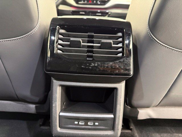 Used 2024 Volkswagen ID.4 S RWD image 29