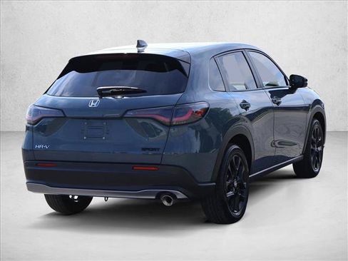 Used 2025 Honda HR-V Sport image 5