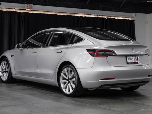 Used 2018 Tesla Model 3 Mid Range image 15