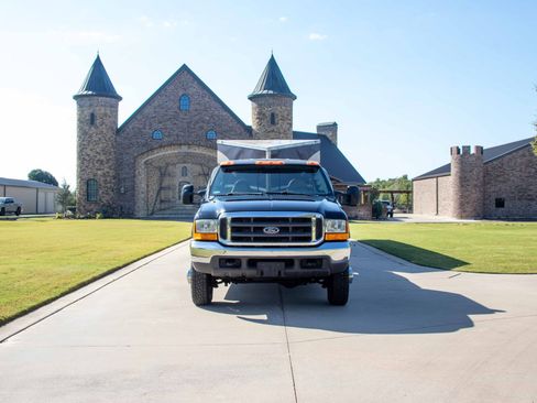 Used 2000 Ford F350 Lariat image 5