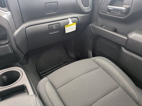 New 2026 Chevrolet Silverado 1500 Custom image 17