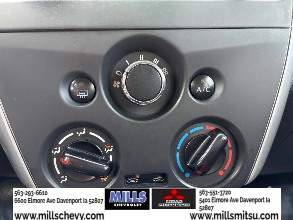 Used 2018 Nissan Versa SV FWD image 29