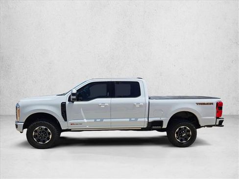 Used 2023 Ford F250 Lariat w/ Lariat Ultimate Package AWD/4WD image 10
