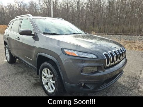 Used 2015 Jeep Cherokee Latitude w/ Cold Weather Group image 5