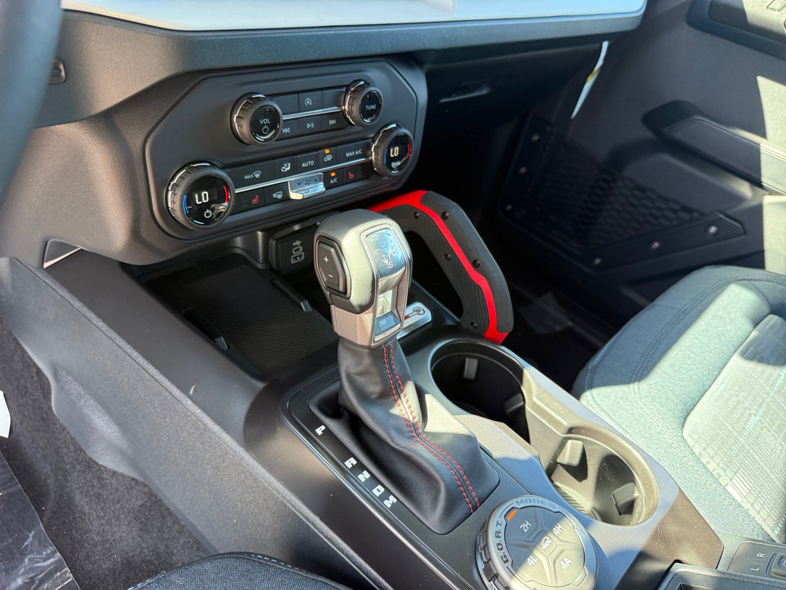 New 2026 Ford Bronco Heritage Edition AWD/4WD image 13