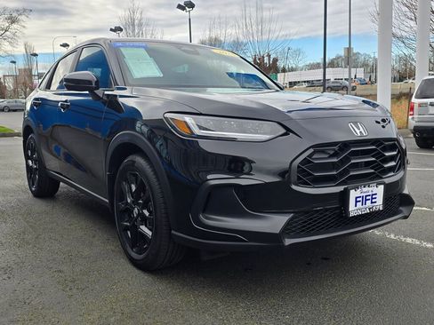 Certified 2025 Honda HR-V Sport image 7