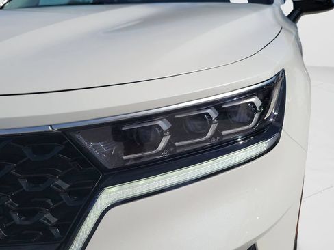 Used 2022 Kia Sorento SX w/ Panoramic Sunroof Package AWD/4WD image 24