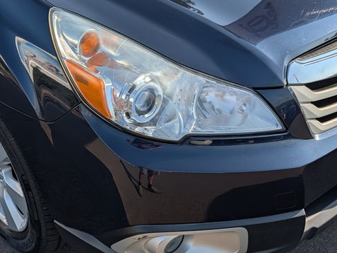 Used 2012 Subaru Outback 2.5i AWD/4WD image 16