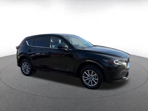 Used 2025 MAZDA CX-5 AWD 2.5 S w/ Preferred Package image 2