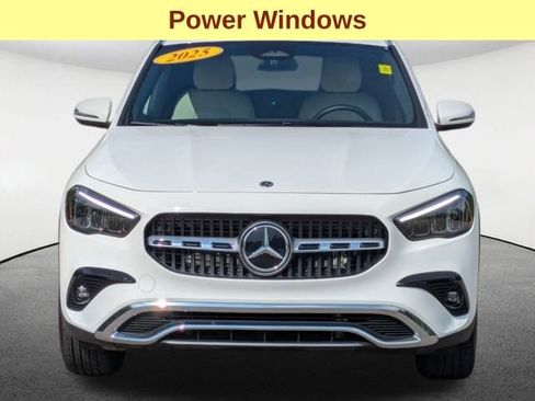 Used 2025 Mercedes-Benz GLA 250 4MATIC image 12