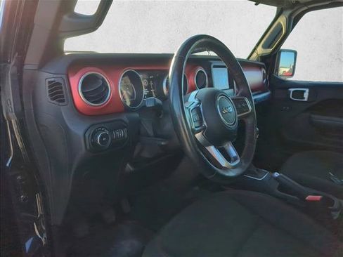 Used 2019 Jeep Wrangler Rubicon w/ Steel Bumper Group image 11