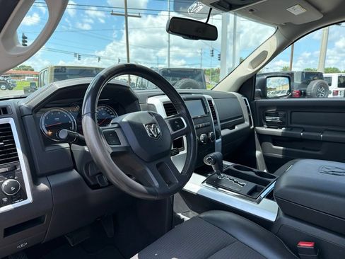 Used 2011 RAM 1500 R/T RWD image 24