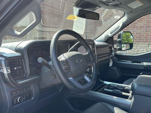 Certified 2023 Ford F350 Lariat w/ Lariat Ultimate Package AWD/4WD image 10