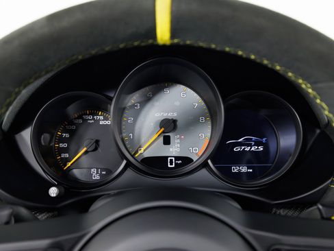 Used 2025 Porsche 718 Cayman GT4 RS image 20