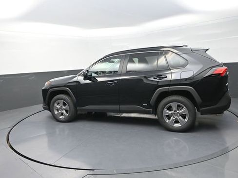 Used 2025 Toyota RAV4 LE image 45