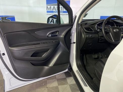 Used 2020 Buick Encore Preferred AWD/4WD image 26
