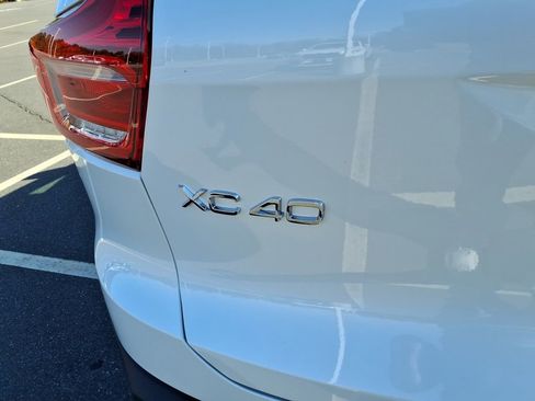 New 2026 Volvo XC40 B5 Plus w/ Protection Package Premier image 5