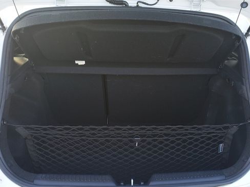 Used 2016 Hyundai Elantra GT FWD image 11