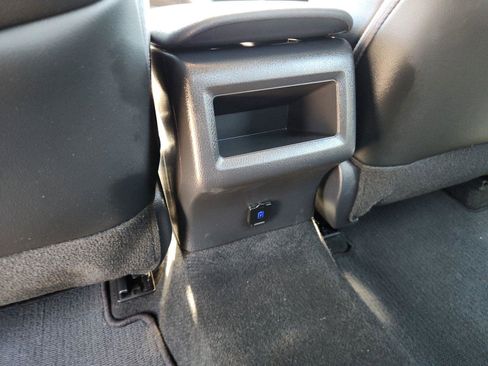 Used 2023 Toyota Camry SE FWD image 12