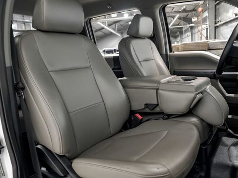 Used 2021 Ford F550 4x4 Crew Cab Super Duty w/ Power Equipment Group image 31