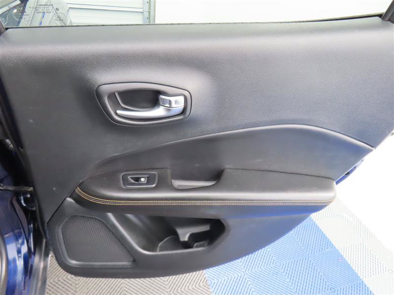 Used 2019 Jeep Compass Limited w/ Safety & Security Group AWD/4WD image 32