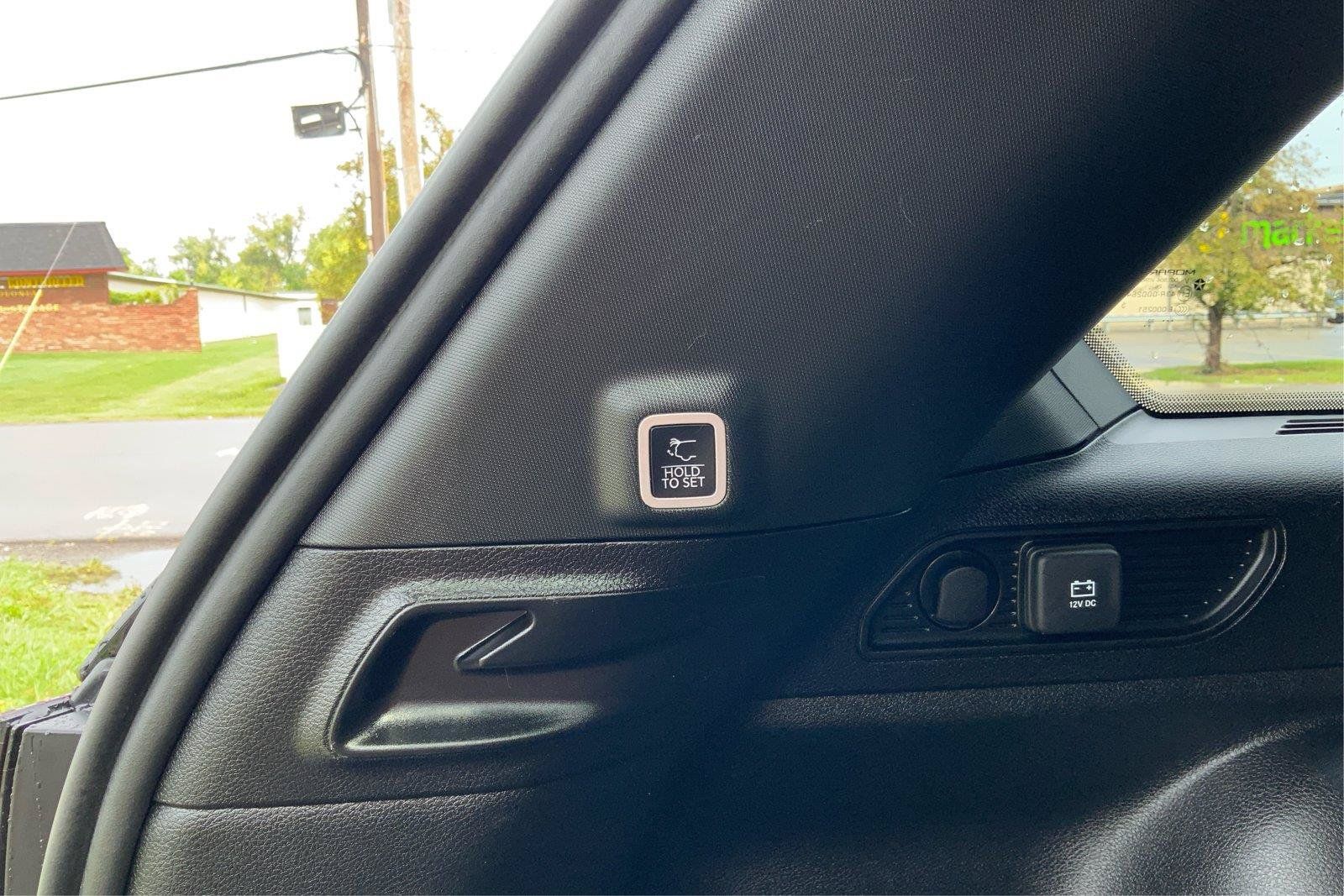 Used 2023 Jeep Grand Cherokee Altitude AWD/4WD image 31