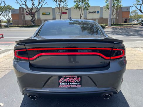Used 2019 Dodge Charger R/T RWD image 8