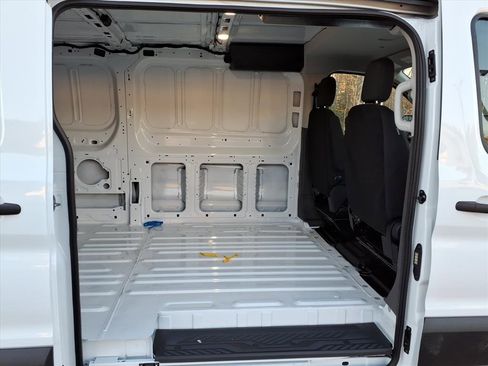 New 2026 Ford Transit 350 148 Low Roof AWD image 10