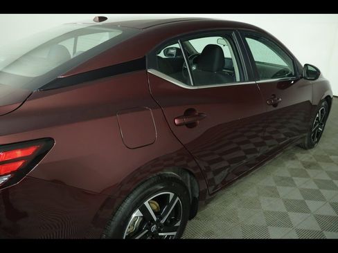 Used 2024 Nissan Sentra SV image 18
