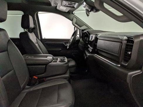 Used 2024 Chevrolet Silverado 3500 LT w/ Convenience Package image 27