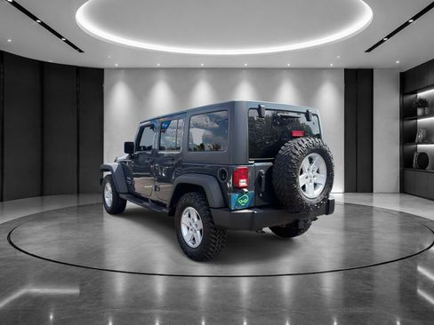 Used 2018 Jeep Wrangler Unlimited Sport S AWD/4WD image 4